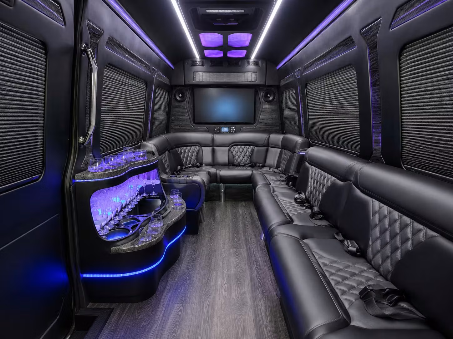 multi day bus rentals for lubbock sports teams tour groups and corporate retreats